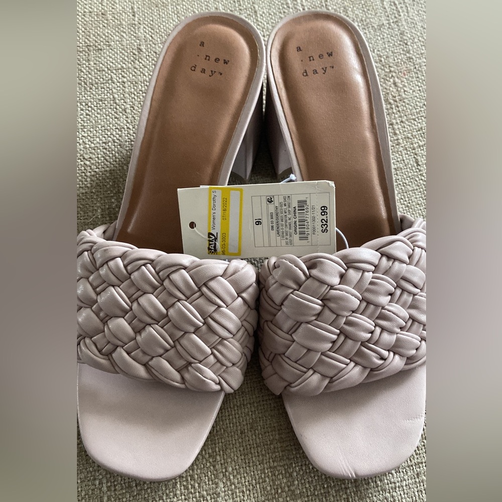 Memory foam lavender heel sandals by a new day
